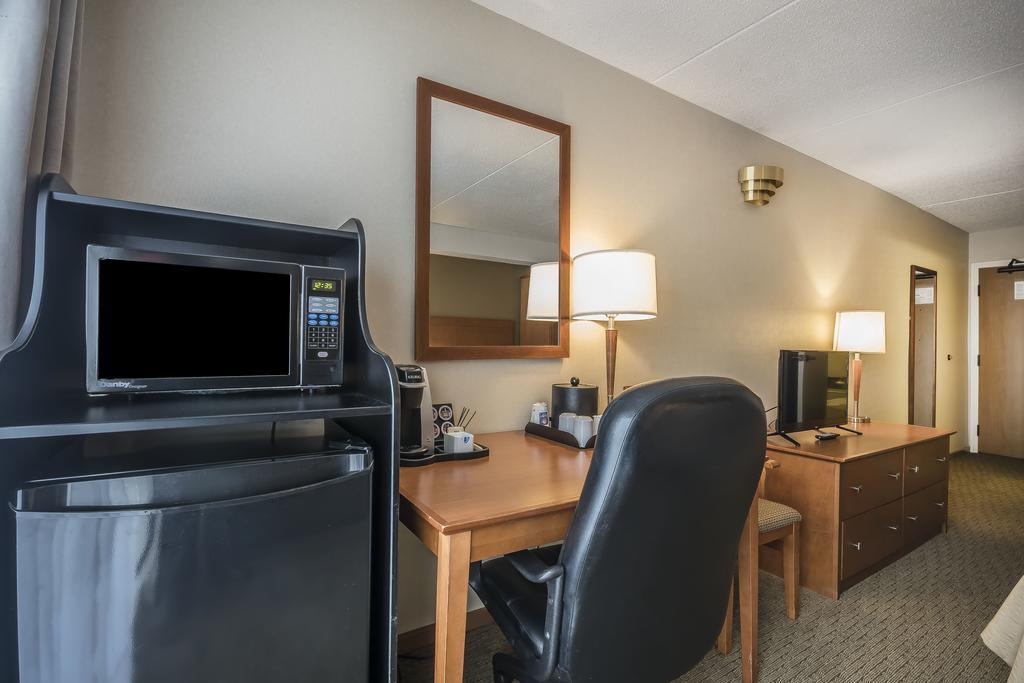 Comfort Inn Chilliwack Bagian luar foto