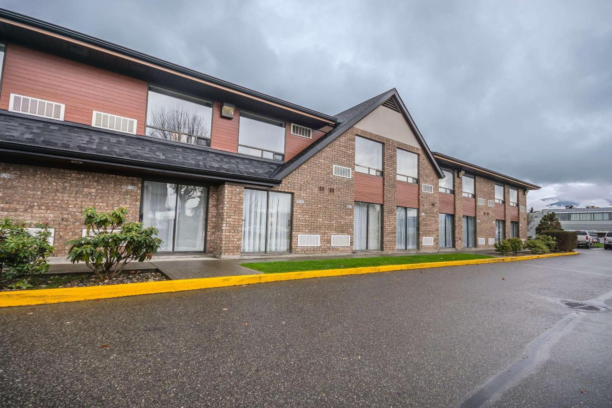 Comfort Inn Chilliwack Bagian luar foto