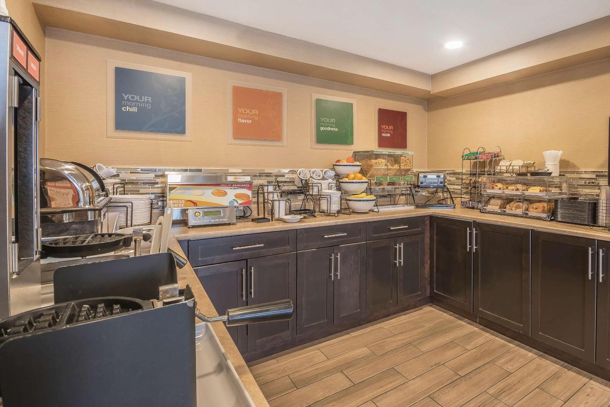 Comfort Inn Chilliwack Bagian luar foto