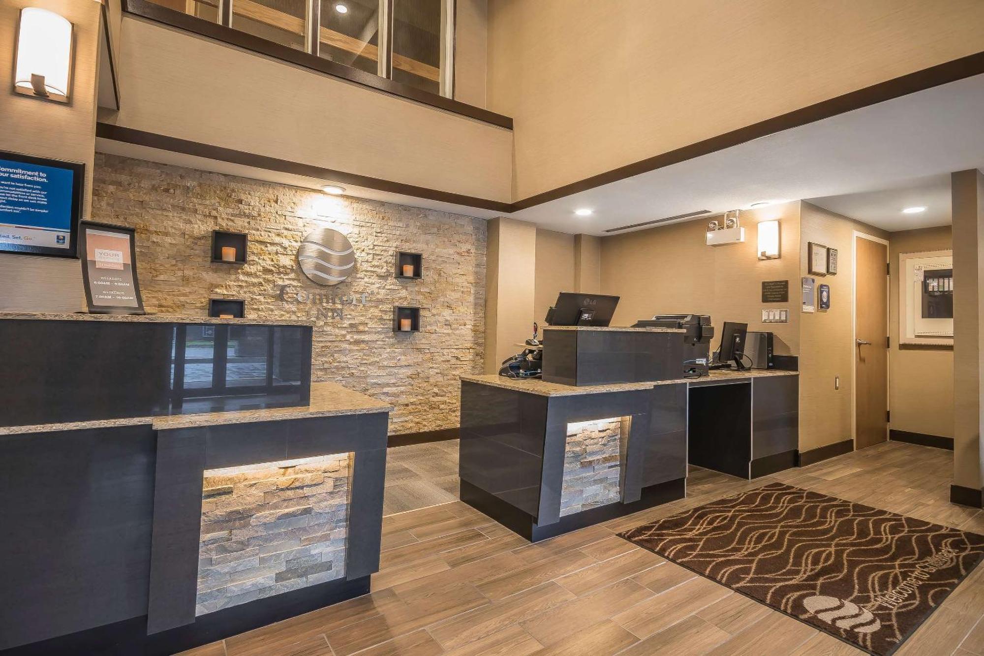 Comfort Inn Chilliwack Bagian luar foto