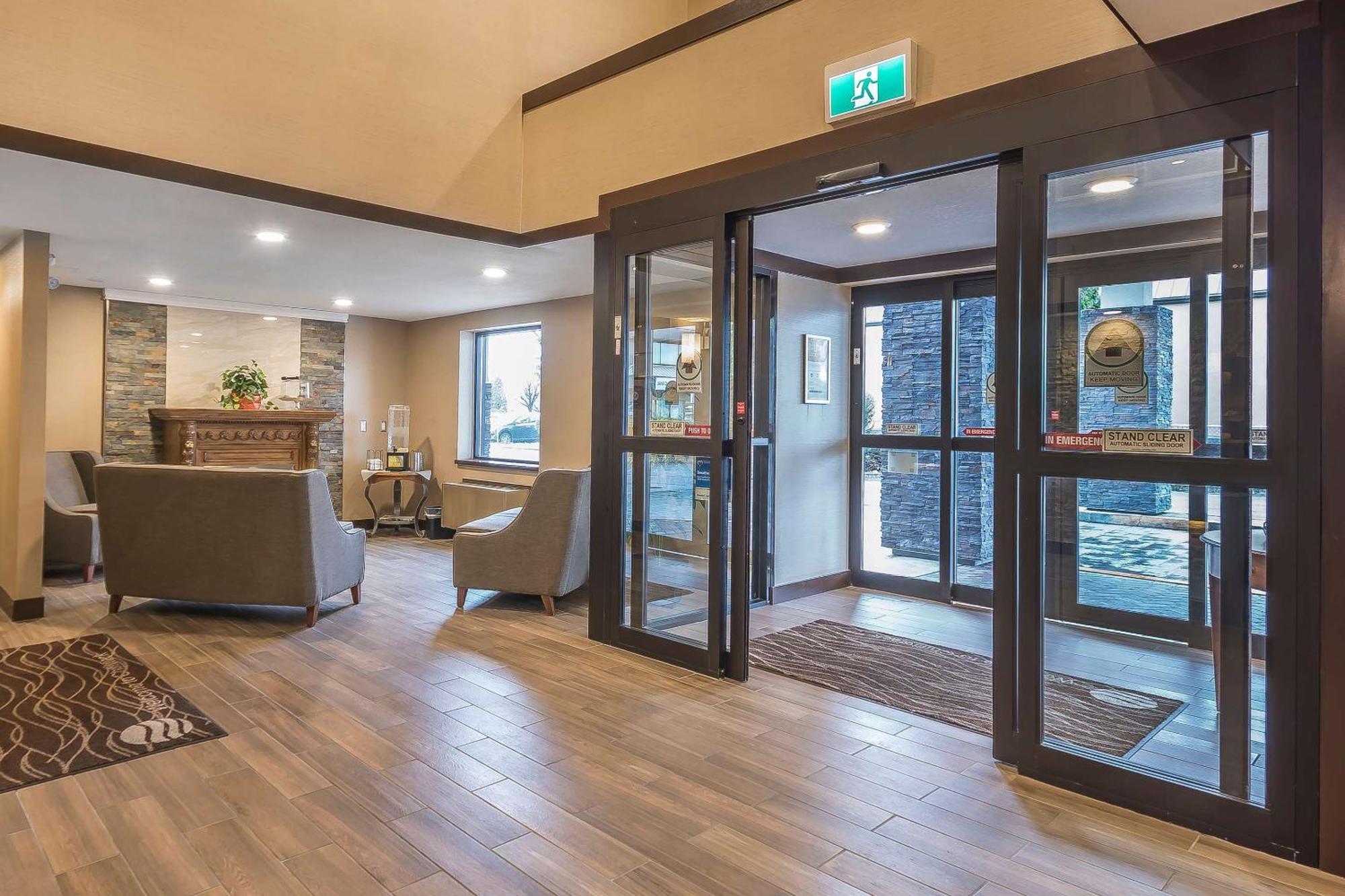 Comfort Inn Chilliwack Bagian luar foto