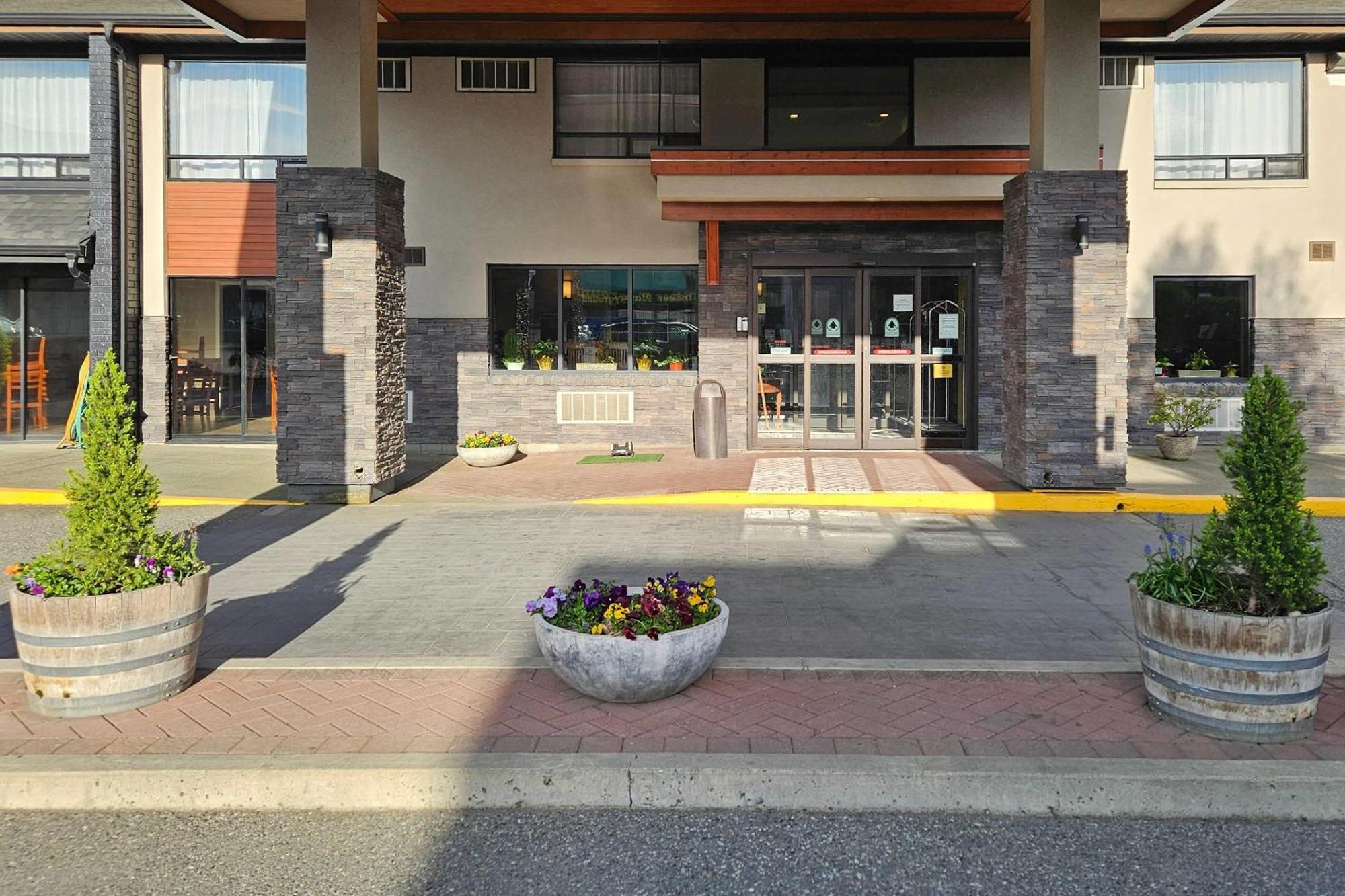 Comfort Inn Chilliwack Bagian luar foto